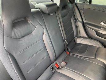 Mercedes-Benz CLA 1.3 CLA200 AMG Line Coupe 7G-DCT Euro 6 (s/s) 4dr