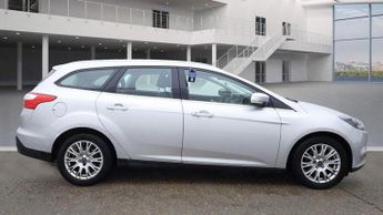 Ford Focus 1.6 Titanium Powershift Euro 5 5dr
