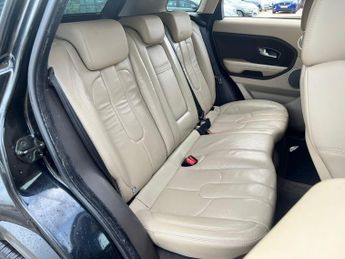 Land Rover Range Rover Evoque 2.2 SD4 Pure Auto 4WD Euro 5 (s/s) 5dr