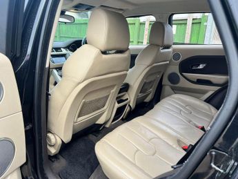 Land Rover Range Rover Evoque 2.2 SD4 Pure Auto 4WD Euro 5 (s/s) 5dr