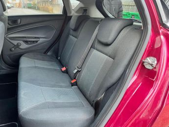 Ford Fiesta 1.6 TDCi Titanium 5dr