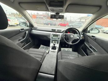 Volkswagen Passat 2.0 TDI Sport Euro 5 4dr