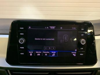 Volkswagen T-Roc 1.5 TSI Life DSG Euro 6 (s/s) 5dr