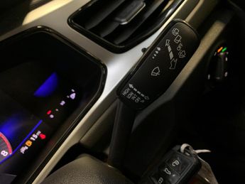 Volkswagen T-Roc 1.5 TSI Life DSG Euro 6 (s/s) 5dr