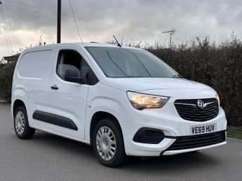 Vauxhall Combo 1.5 Turbo D 2000 Sportive L1 H1 Euro 6 (s/s) 4dr