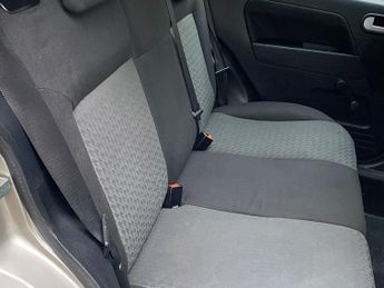 Ford Fusion 1.4 2 Hatchback 5dr Petrol Manual (158 g/km, 79 bhp)