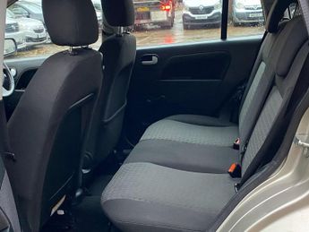 Ford Fusion 1.4 2 Hatchback 5dr Petrol Manual (158 g/km, 79 bhp)