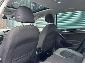 Volkswagen GOLF 2.0 Golf GT Edition TDI BlueMotion Technology Semi-Auto 5dr