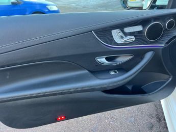 Mercedes-Benz E Class 2.0 E220d AMG Line (Premium) Coupe 2dr Diesel G-Tronic+ 4MATIC E