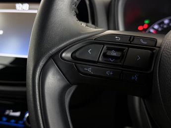 Toyota Aygo X 1.0 VVT-i Edge x-shift Euro 6 (s/s) 5dr