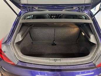 Volkswagen Scirocco 2.0 TDI BlueMotion Tech R-Line DSG Euro 6 (s/s) 3dr