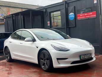 Tesla Model 3 Standard Range Plus Auto RWD 4dr