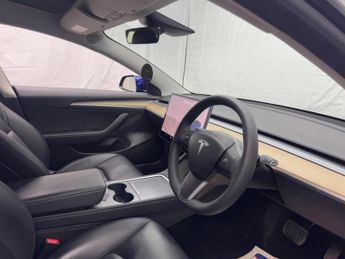 Tesla Model 3 (Dual Motor) Long Range Auto 4WDE 4dr