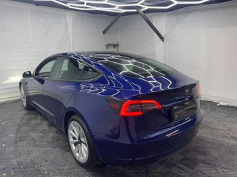 Tesla Model 3 (Dual Motor) Long Range Auto 4WDE 4dr