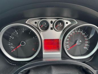 Ford Focus 1.6 Zetec 5dr
