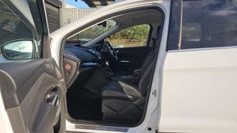 Ford Kuga 2.0 TDCi Titanium Powershift AWD Euro 5 5dr