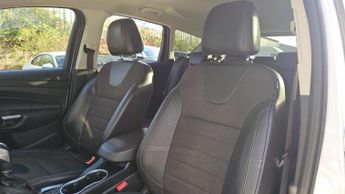 Ford Kuga 2.0 TDCi Titanium Powershift AWD Euro 5 5dr