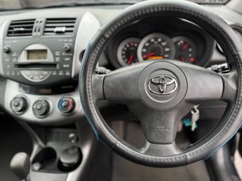 Toyota RAV4 2.0 XT3 4WD 5dr