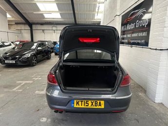 Volkswagen CC 2.0 TDI BlueMotion Tech R-Line DSG Euro 5 (s/s) 4dr