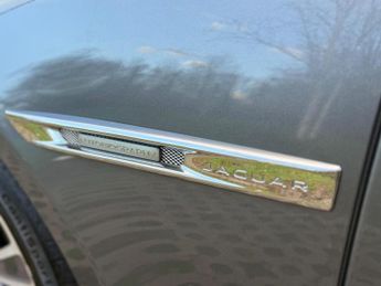 Jaguar XJ 3.0d V6 Autobiography Auto Euro 6 (s/s) 4dr (LWB)