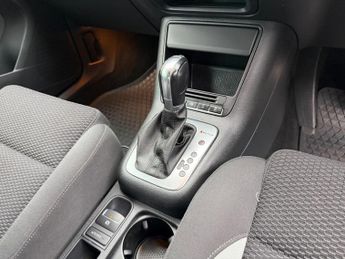 Volkswagen Tiguan 2.0 TDI BlueMotion Tech R-Line DSG 4WD Euro 5 (s/s) 5dr