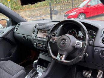 Volkswagen Tiguan 2.0 TDI BlueMotion Tech R-Line DSG 4WD Euro 5 (s/s) 5dr