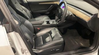 Tesla Model 3 Standard Range Plus Auto RWD 4dr