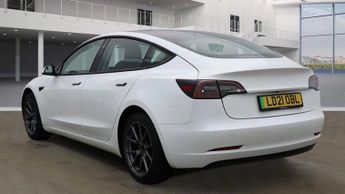 Tesla Model 3 Standard Range Plus Auto RWD 4dr