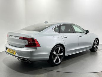 Volvo S90 2.0h T8 Twin Engine 10.4kWh R-Design Pro Auto AWD Euro 6 (s/s) 4