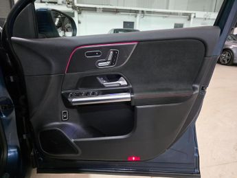 Mercedes-Benz GLA 1.3 GLA200 AMG Line (Premium Plus) 7G-DCT Euro 6 (s/s) 5dr