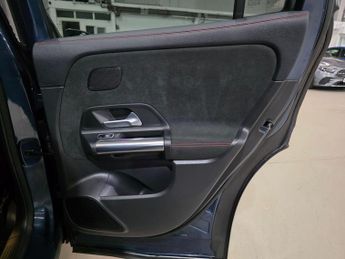 Mercedes-Benz GLA 1.3 GLA200 AMG Line (Premium Plus) 7G-DCT Euro 6 (s/s) 5dr