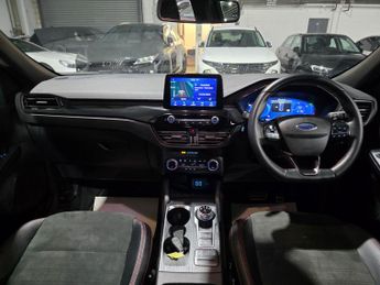 Ford Kuga 2.5 EcoBoost Duratec 14.4kWh ST-Line CVT Euro 6 (s/s) 5dr