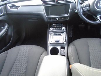 MG MG5 61.1kWh Excite Long Range Auto 5dr