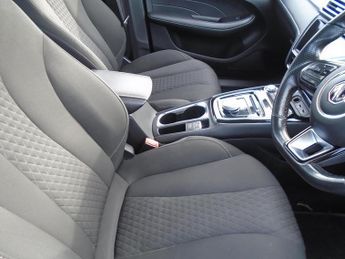 MG MG5 61.1kWh Excite Long Range Auto 5dr