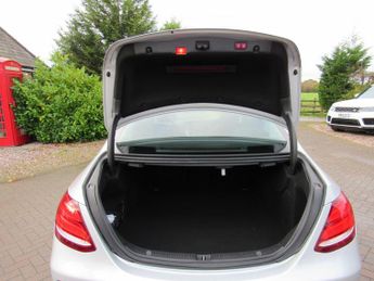 Mercedes-Benz E Class 2.0 E220d SE (Premium) G-Tronic+ Euro 6 (s/s) 4dr