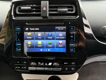 Toyota Prius 1.8 VVT-h Business Edition Plus Hatchback 5dr Petrol Hybrid CVT 