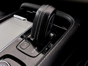 Volvo XC90 2.0 B5 MHEV R-Design Auto 4WD Euro 6 (s/s) 5dr