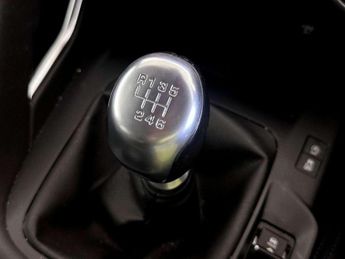 Jaguar E-PACE 2.0 D180 R-Dynamic S AWD Euro 6 (s/s) 5dr