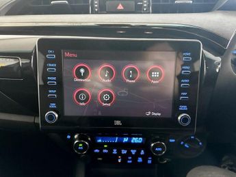 Toyota Hilux 2.8 D-4D Invincible X 4WD Euro 6 (s/s) 4dr