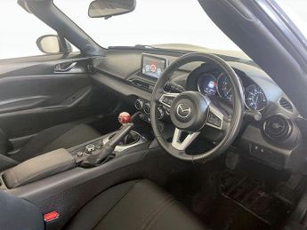 Mazda MX-5 RF 1.5 SKYACTIV-G SE-L Nav Euro 6 2dr