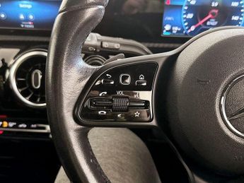 Mercedes-Benz A Class 1.5 A180d SE 7G-DCT Euro 6 (s/s) 5dr