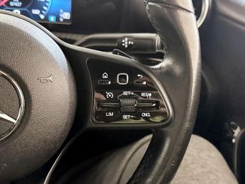 Mercedes-Benz A Class 1.5 A180d SE 7G-DCT Euro 6 (s/s) 5dr