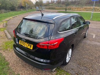 Ford Focus 1.6 Zetec Powershift Euro 6 5dr