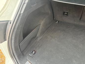 Volkswagen Touareg 3.0 TDI V6 BlueMotion Tech R-Line Tiptronic 4WD Euro 6 (s/s) 5dr