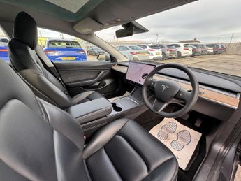 Tesla Model 3 STANDARD RANGE +