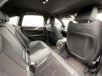 BMW I4 EDRIVE40 M SPORT