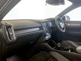 Volvo XC40 1.5h T5 Twin Engine Recharge 10.7kWh R-Design SUV 5dr Petrol Plu