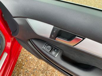 Mercedes-Benz C Class 2.1 C220 CDI AMG Sport Edition G-Tronic+ Euro 5 (s/s) 2dr