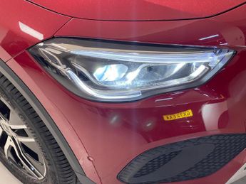 Mercedes-Benz GLA 1.3 GLA200h MHEV Sport (Executive) 7G-DCT Euro 6 (s/s) 5dr