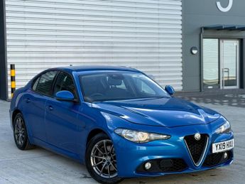 Alfa Romeo Giulia 2.2 TD Super Auto Euro 6 (s/s) 4dr